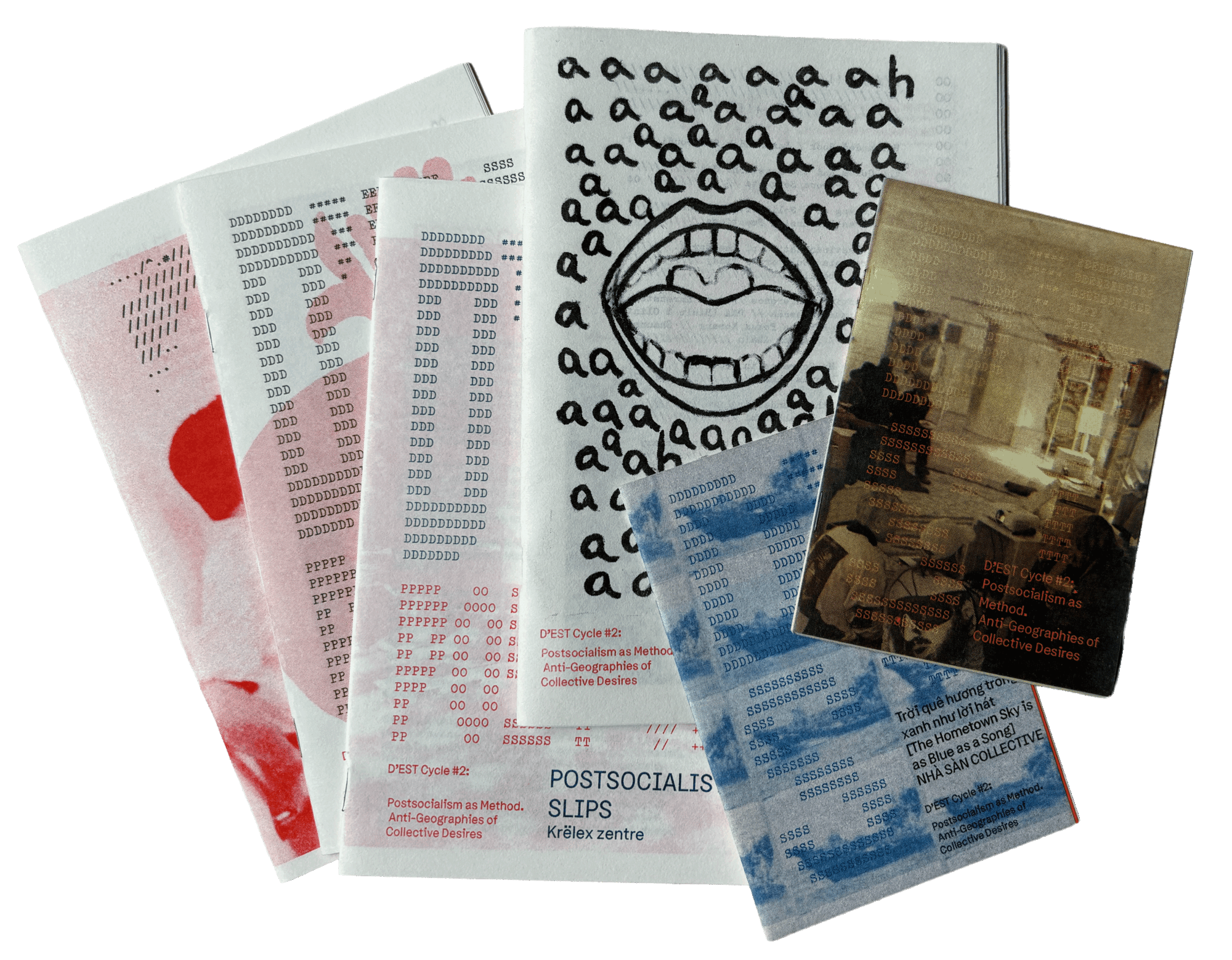 Cover von „D'est" Zines Bundle auf violettem Hintergrund, wobei jeder Buchstabe von „D'est“ aus kleinen entsprechendem Buchstaben gebildet ist